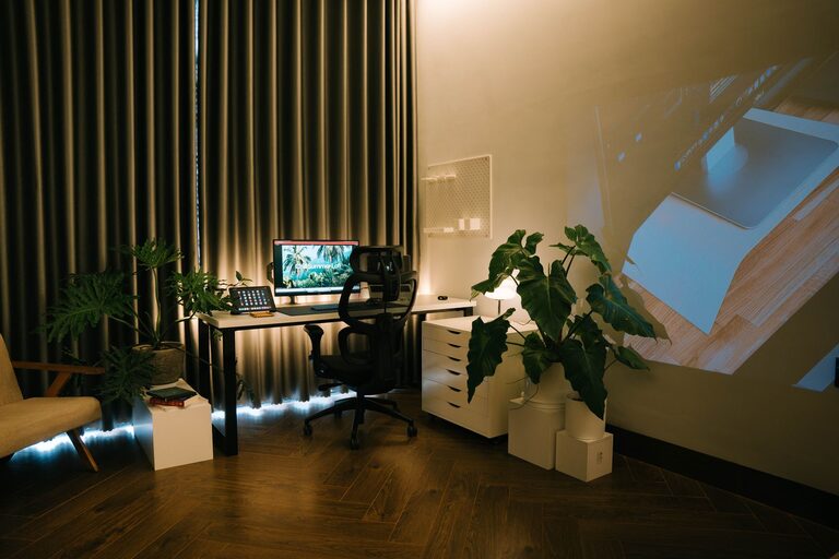How to Create a Relaxing Home Workspace for Better Productivity